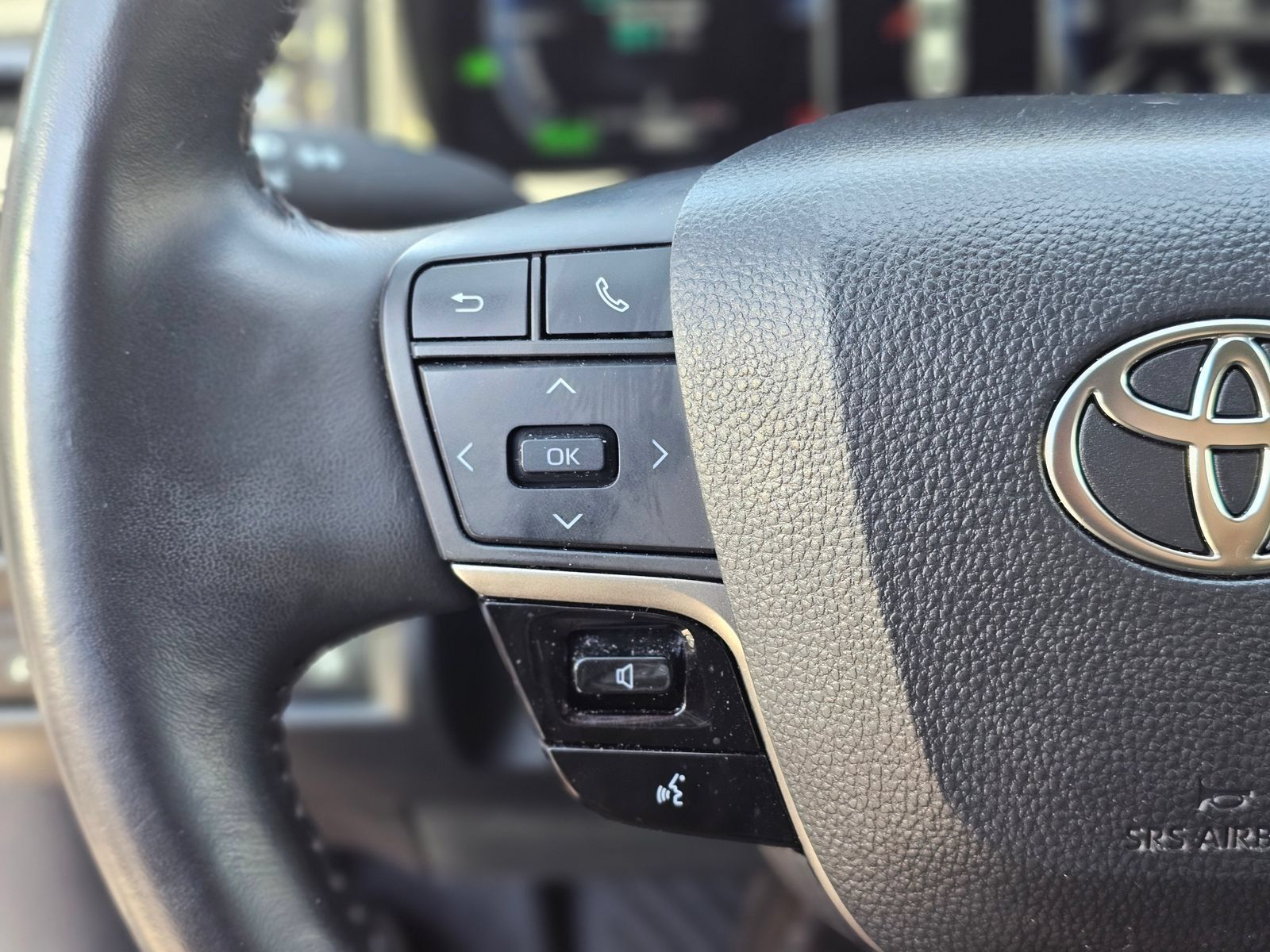 Used 2025 Toyota Camry XLE FWD image 20