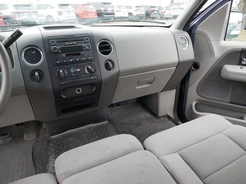 Used 2005 Ford F150 XLT image 22