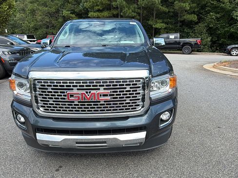 Used 2020 GMC Canyon Denali RWD image 3