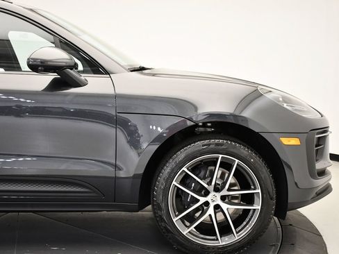 Certified 2026 Porsche Macan AWD/4WD image 15