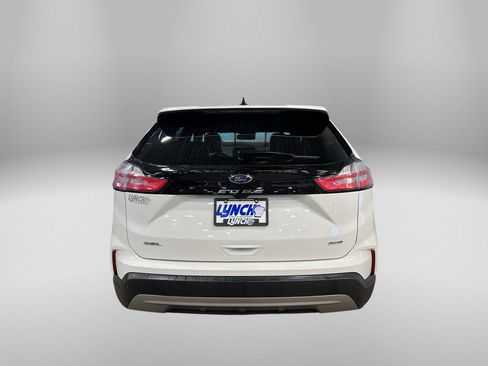 Used 2024 Ford Edge SEL w/ Convenience Package image 7