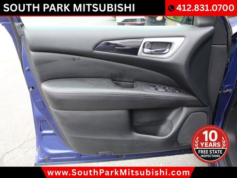 Used 2020 Nissan Pathfinder S AWD/4WD image 10