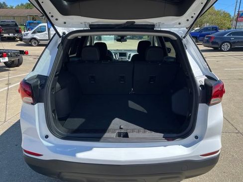 Certified 2024 Chevrolet Equinox LS w/ LS Convenience Package AWD/4WD image 5