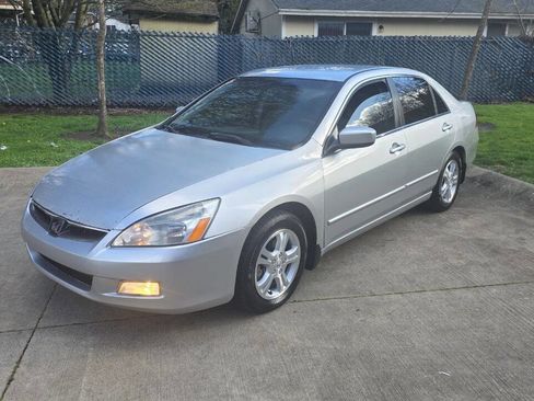 Used 2007 Honda Accord SE image 1