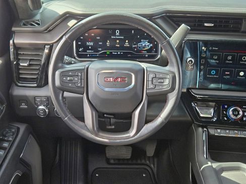 Used 2024 GMC Sierra 2500 AT4X AWD/4WD image 12