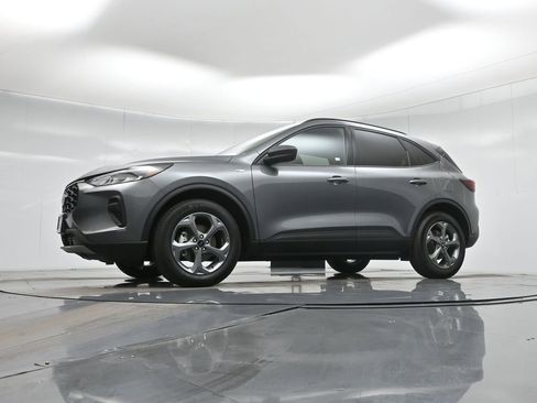 Used 2025 Ford Escape ST-Line w/ Equipment Group 301A image 52