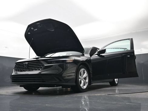 Certified 2026 Honda Accord LX image 32