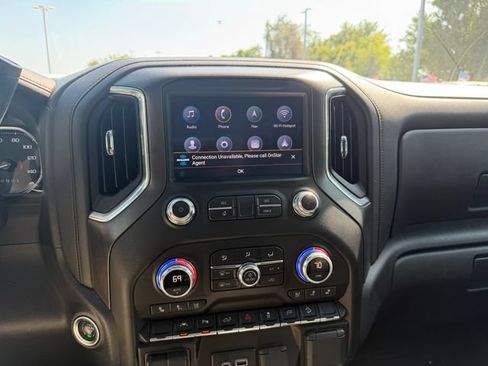 Used 2022 GMC Sierra 1500 AT4 w/ AT4 Premium Package AWD/4WD image 11