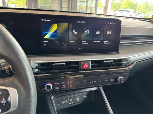 Used 2025 Kia K5 LXS FWD image 17