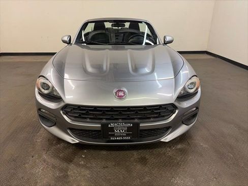 Used 2017 FIAT 124 Spider Classica image 36