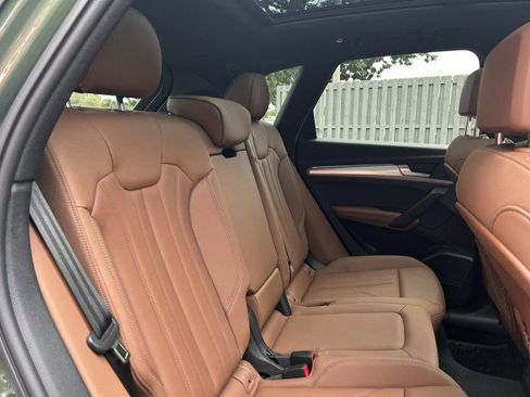 Certified 2025 Audi Q5 2.0T Premium Plus image 26