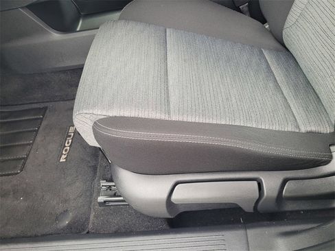 Used 2021 Nissan Rogue S image 25