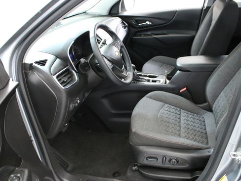 Used 2024 Chevrolet Equinox LT w/ LPO, Floor Liner Package AWD/4WD image 24