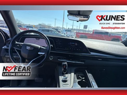 Used 2021 Cadillac Escalade Sport AWD/4WD image 40