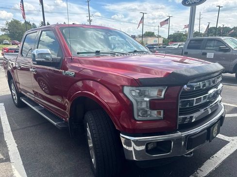 Used 2015 Ford F150 Lariat w/ Equipment Group 502A Luxury AWD/4WD image 4