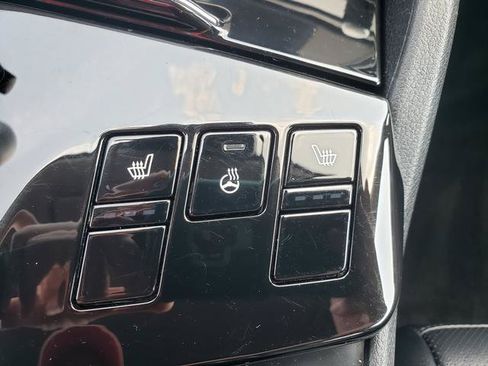 Used 2023 Kia Sportage EX AWD/4WD image 22