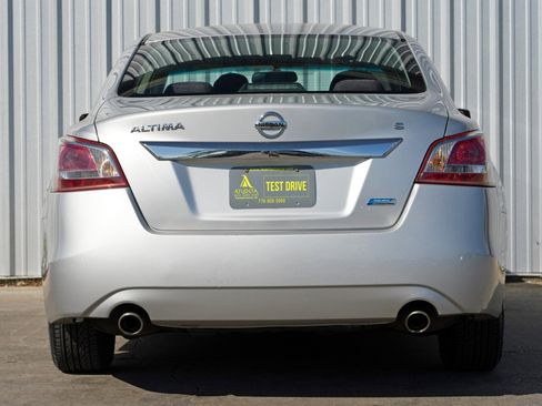 Used 2013 Nissan Altima 2.5 S image 10
