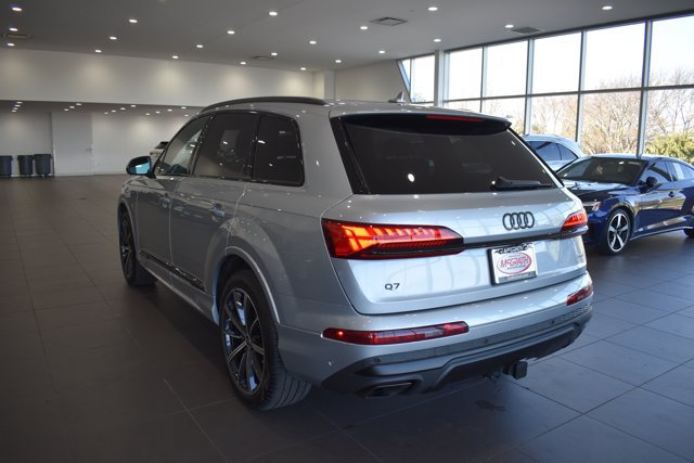 Used 2026 Audi Q7 2.0T Premium Plus w/ Premium Plus Package AWD/4WD image 5