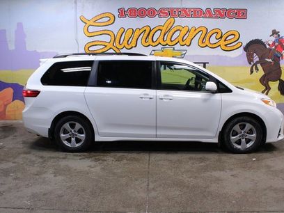 Used 2020 Toyota Sienna LE