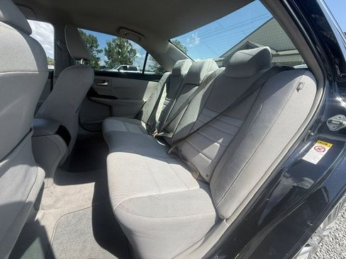 Used 2016 Toyota Camry LE FWD image 8