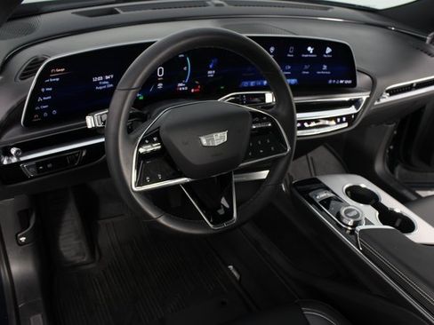 Used 2024 Cadillac Lyriq Tech w/ Driver Assist Package image 9