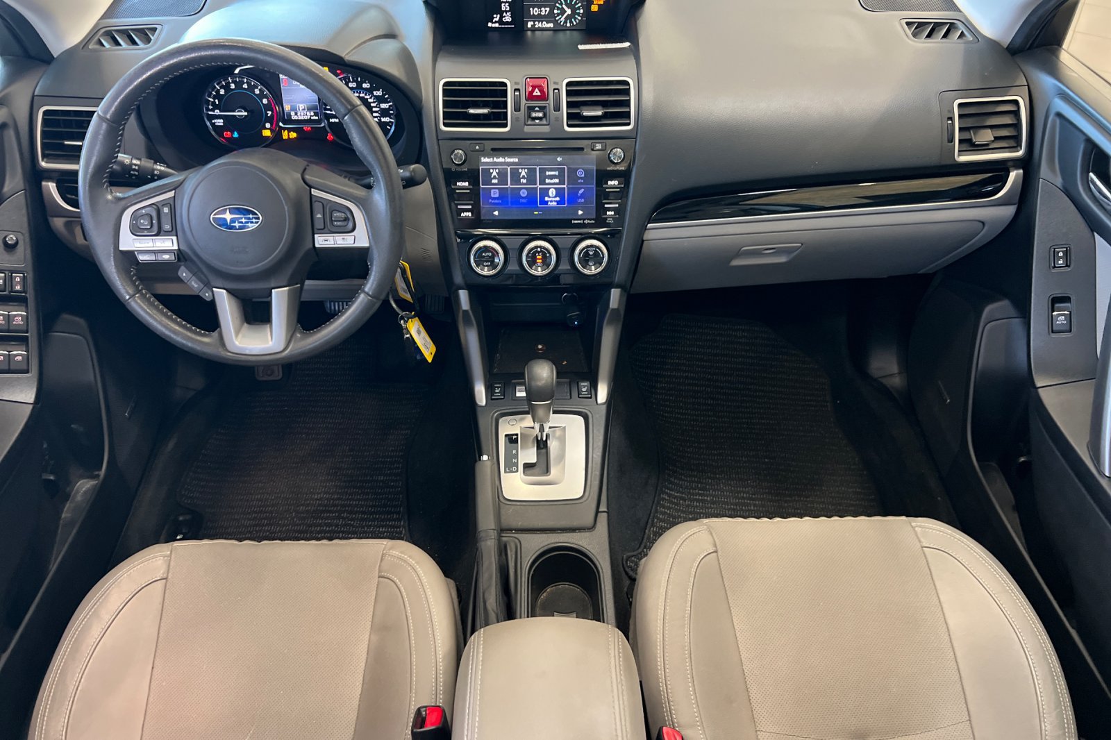 Used 2018 Subaru Forester 2.5i Limited AWD/4WD image 12