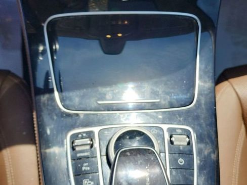 Used 2018 Mercedes-Benz E 300 E 300 4MATIC Sedan 4D image 12