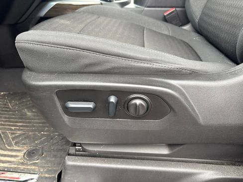 Used 2022 Chevrolet Silverado 1500 LT Trail Boss w/ Bed Protection Package AWD/4WD image 19