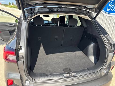 Used 2024 Ford Escape Active AWD/4WD image 29