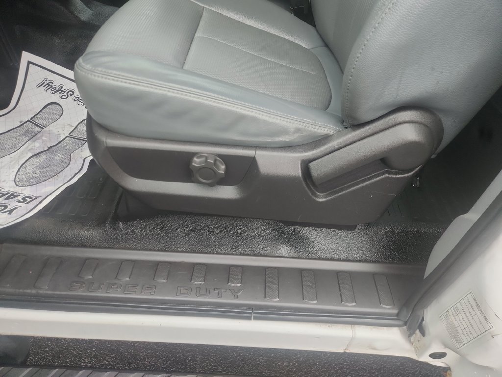 Used 2016 Ford F350 XL AWD/4WD image 20