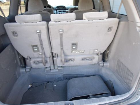 Used 2010 Honda Odyssey LX image 20