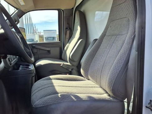 New 2024 Chevrolet Express 3500 w/ Power Convenience Package image 20