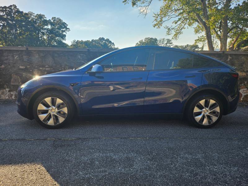 Used 2023 Tesla Model Y Long Range AWD/4WD image 8