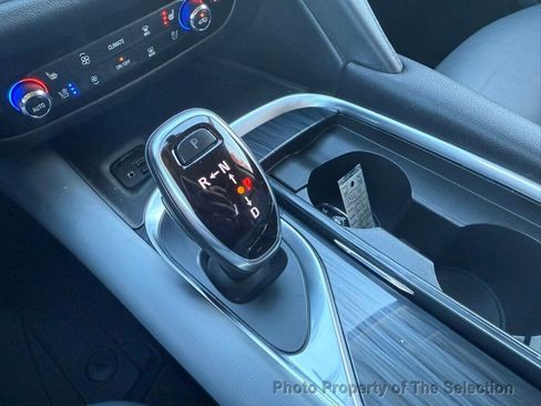 Used 2021 Buick Enclave Premium w/ Sun and Sites Package image 31