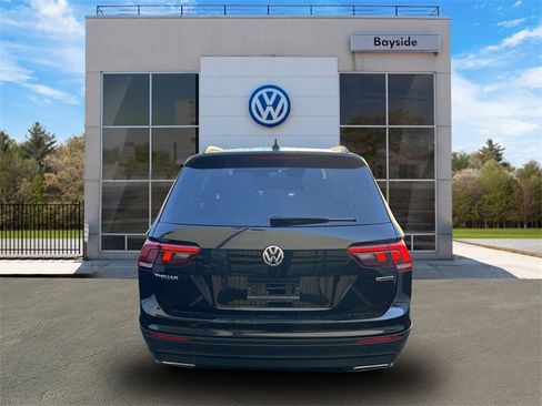 Used 2021 Volkswagen Tiguan S image 5