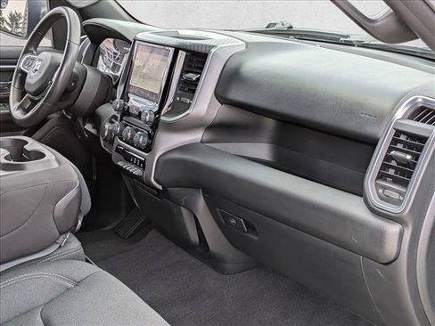 Used 2025 RAM 1500 Big Horn AWD/4WD image 23