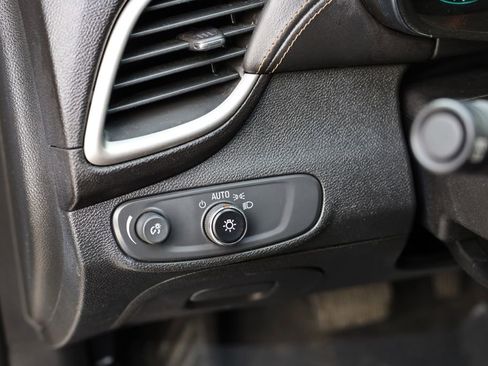 Used 2017 Chevrolet Trax LS image 20