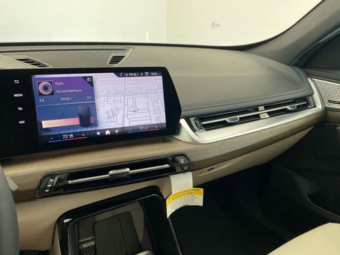 Certified 2025 BMW X1 xDrive28i w/ Premium Package image 25