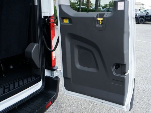 Used 2023 Ford Transit 350 XLT RWD image 9