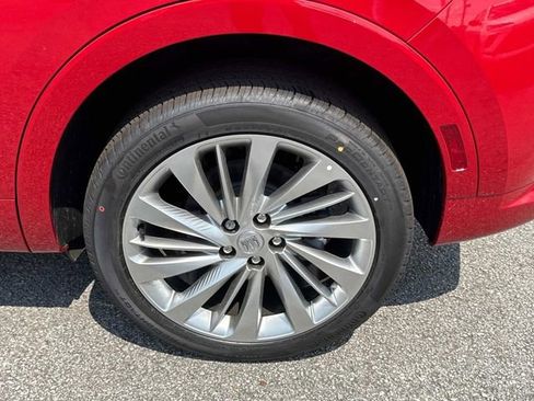 New 2025 Buick Envision Avenir image 14