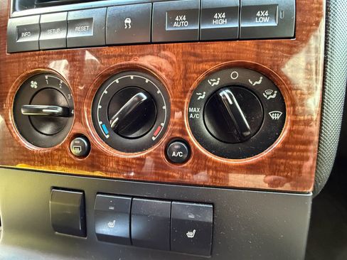 Used 2010 Ford Explorer Eddie Bauer AWD/4WD image 20