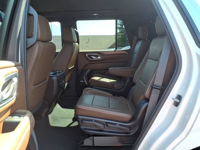 Used 2023 Chevrolet Tahoe High Country AWD/4WD image 25