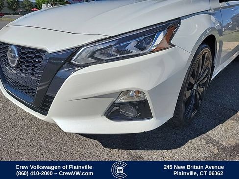 Used 2022 Nissan Altima 2.5 SR w/ Midnight Edition Package FWD image 24