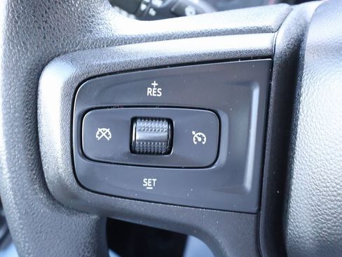 Used 2021 Chevrolet Silverado 1500 Custom image 15