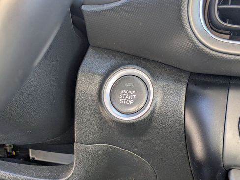 Certified 2022 Hyundai Kona SEL w/ Convenience Package image 26