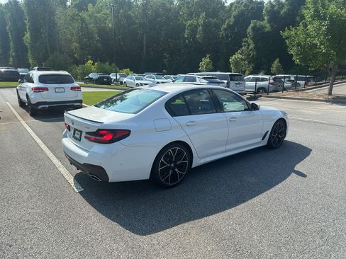 Used 2021 BMW 540i w/ M Sport Package RWD image 3