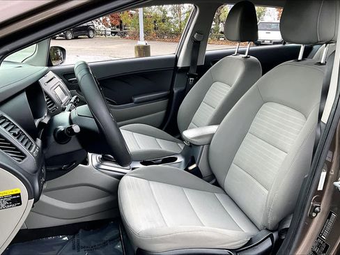Used 2014 Kia Forte EX image 7