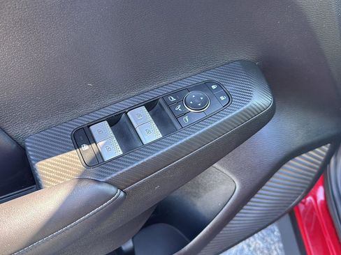 Used 2024 Mitsubishi Outlander SE Black Edition image 30