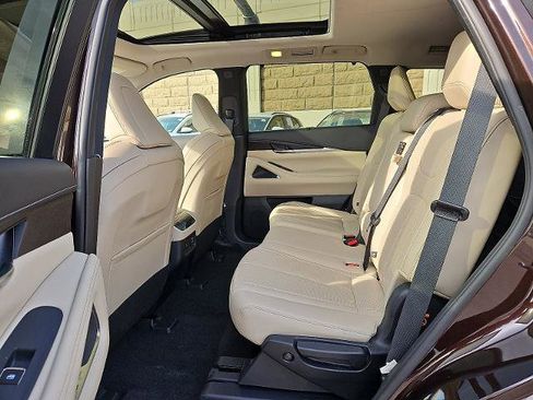 Certified 2022 INFINITI QX60 Sensory w/ Vision Package image 10