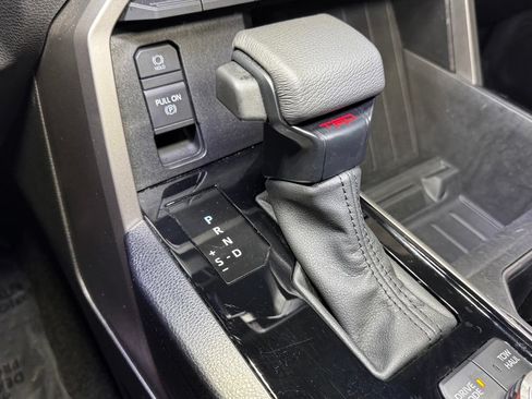 Certified 2025 Toyota Tundra SR5 AWD/4WD image 40